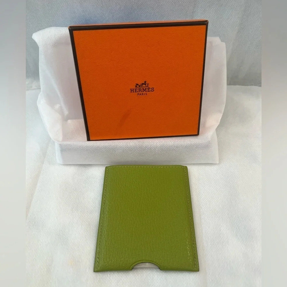 Hermes Flashlight - Picture 1 of 4